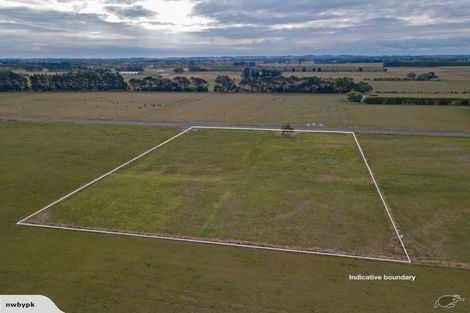 Photo of property in 98 Newbury Line, Newbury, Palmerston North, 4478