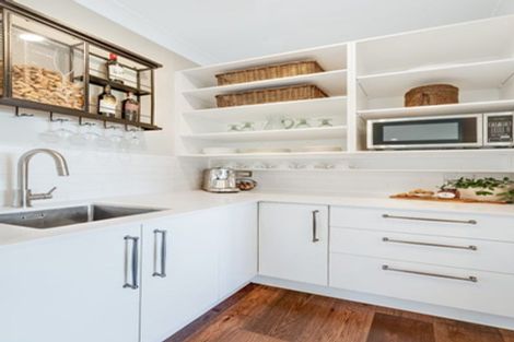 Photo of property in 61a Whitford Park Road, Whitford, Manurewa, 2576