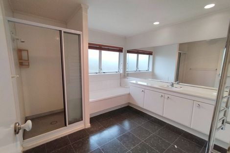 Photo of property in 20 Carriage Close, Northpark, Auckland, 2013