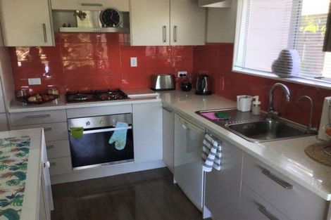 Photo of property in 55 Hobsonville Road, West Harbour, Auckland, 0618