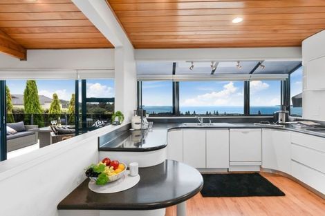 Photo of property in 18 Savoy Road, Orewa, 0931