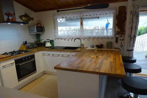 Photo of property in 5 Menzies Place, Paeroa, 3600