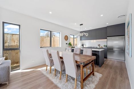 Photo of property in 21b Montgomery Avenue, Belmont, Auckland, 0622