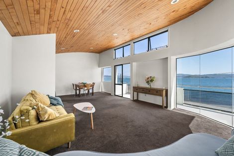 Photo of property in 2/517 Marine Drive, Sunshine Bay, Lower Hutt, 5013