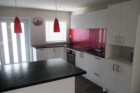 Photo of property in 2/452 Worcester Street, Linwood, Christchurch, 8011