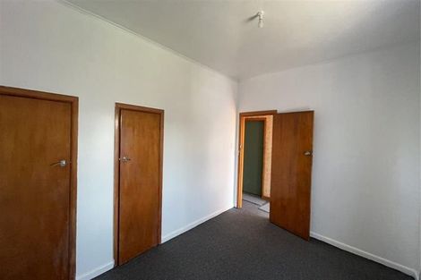 Photo of property in 25 Seddon Avenue, Papatoetoe, Auckland, 2104