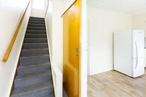 Photo of property in Shakespeare Flats, 8/48 Merton Street, Trentham, Upper Hutt, 5018