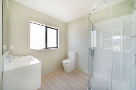 Photo of property in 5 Swinton Place, Churton Park, 6037