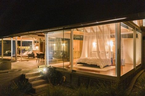 Photo of property in 78 Te Whara Way, Taiharuru, Onerahi, 0192