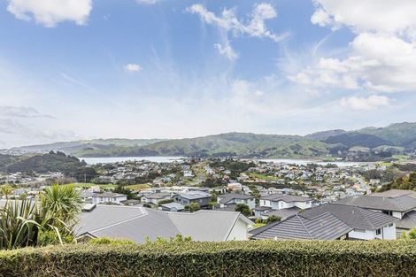 Photo of property in 75 Endeavour Drive, Whitby, Porirua, 5024