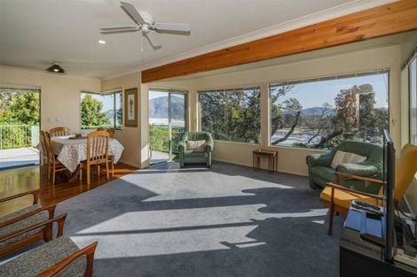 Photo of property in 4 Tairua Terrace, Tairua, 3508