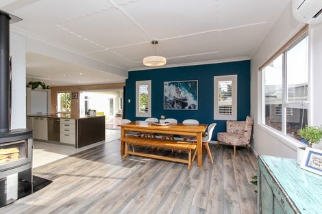 Photo of property in 28 Beach Street, Fitzroy, New Plymouth, 4312