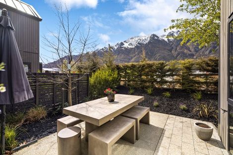 Photo of property in 3 Mulholland Drive, Jacks Point, 9371