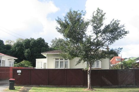 Photo of property in 44 Lippiatt Road, Otahuhu, Auckland, 1062