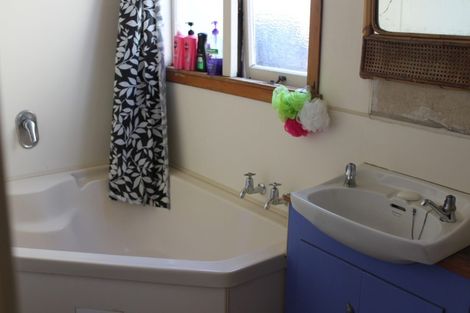 Photo of property in 257 Marine Parade, New Brighton, Christchurch, 8061