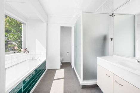 Photo of property in 53 Marina Terrace, Kinloch, Taupo, 3377