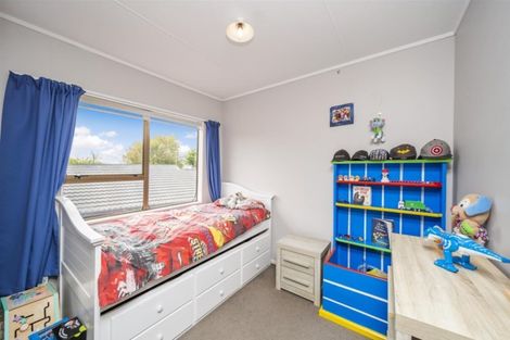 Photo of property in 8 Matai Place, Hawera, 4610