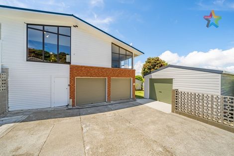 Photo of property in 4 Protea Street, Maungaraki, Lower Hutt, 5010