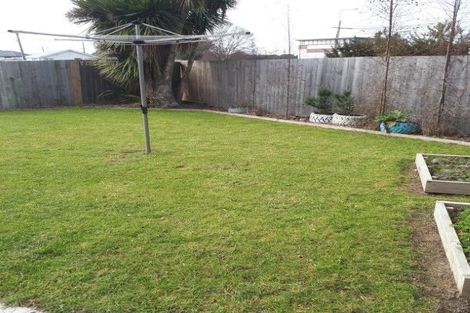Photo of property in 28 Mattingley Street, Aranui, Christchurch, 8061