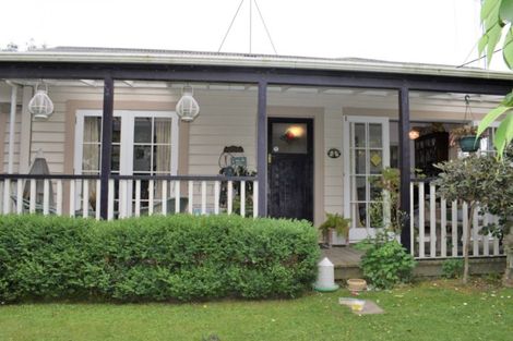 Photo of property in 19 Bell Street, Otaki, 5512