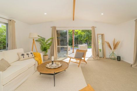 Photo of property in 22 Catherine Crescent, Whitianga, 3510