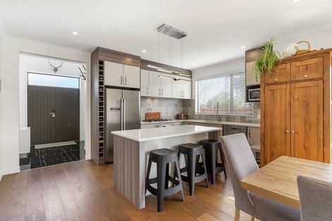 Photo of property in 39a Rodney Street, Howick, Auckland, 2014