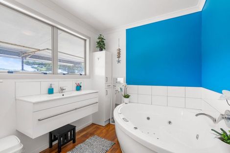 Photo of property in 49 Kai Iwi Lakes Road, Omamari, Dargaville, 0373