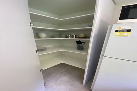 Photo of property in 2 Kopiko Way, Brooklyn, Wellington, 6021