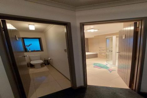 Photo of property in 174 Heta Road, Highlands Park, New Plymouth, 4312