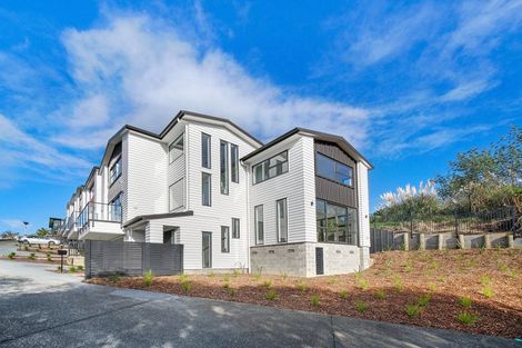 Photo of property in 4 Pleasant Way, Matakatia, Whangaparaoa, 0930