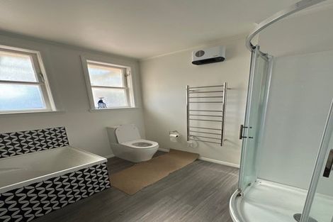 Photo of property in 3 Newcastle Street, Hokowhitu, Palmerston North, 4410