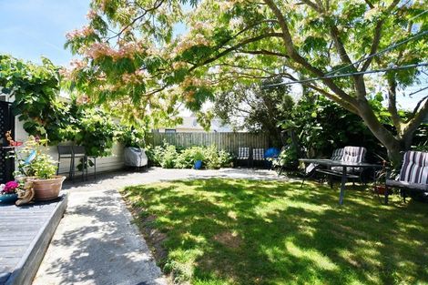 Photo of property in 28 Cowes Street, Avondale, Christchurch, 8061