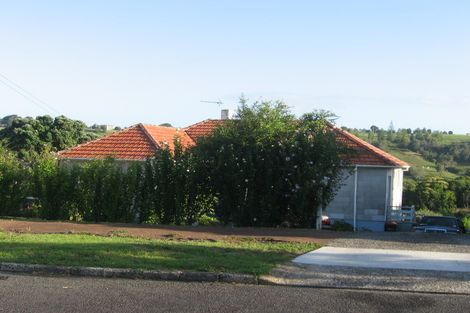 Photo of property in 49 Tahapa Crescent, Meadowbank, Auckland, 1072