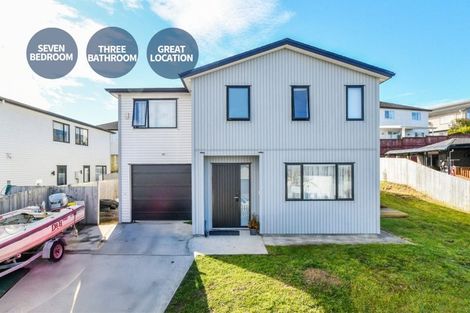 Photo of property in 22 Kirikiri Drive, Papakura, 2110