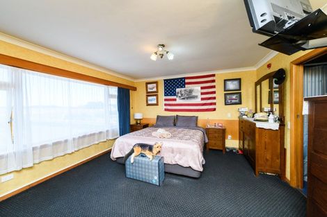 Photo of property in 15 Rangiotu Road, Himatangi, Palmerston North, 4477