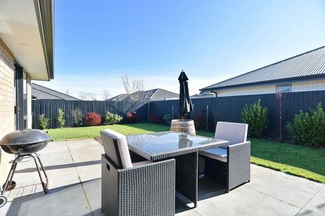 Photo of property in 27 Te Whariki Street, Marshland, Christchurch, 8083