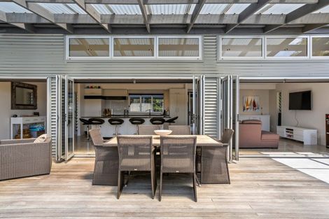 Photo of property in 201 Rutherford Road, Whangamata, 3620