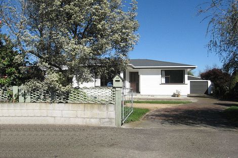 Photo of property in 46 Te Wanaka Road, Awapuni, Palmerston North, 4412