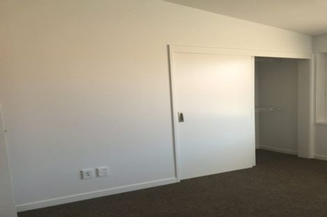 Photo of property in 10/74 Derwent Street, Island Bay, Wellington, 6023