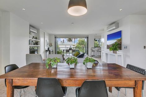 Photo of property in 2/105 Jervois Road, Herne Bay, Auckland, 1011