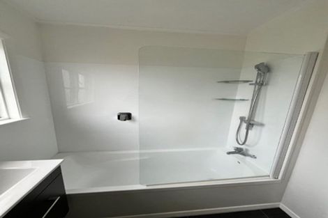 Photo of property in 6 Bowes Crescent, Strathmore Park, Wellington, 6022