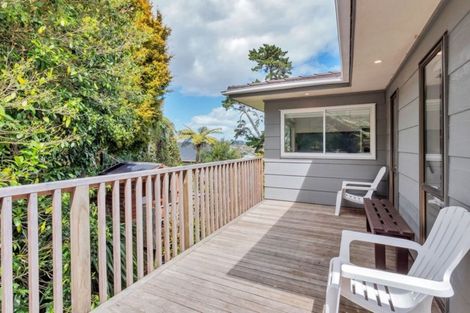 Photo of property in 2/30 Carlisle Road, Browns Bay, Auckland, 0630