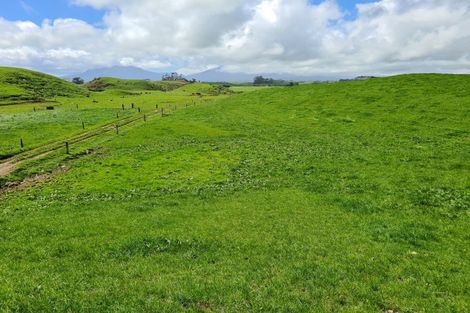 Photo of property in 6388 South Road, Pungarehu, Opunake, 4685