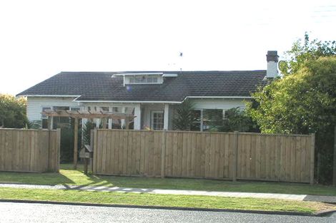 Photo of property in 2/49 Jutland Road, Hauraki, Auckland, 0622