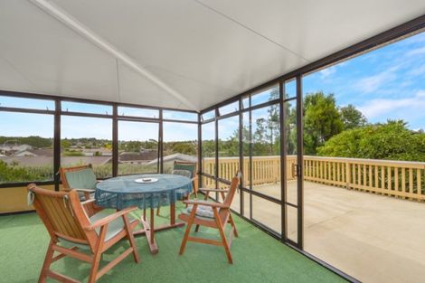 Photo of property in 4 Amanda Avenue, Dinsdale, Hamilton, 3204