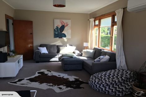 Photo of property in 4 Gordon Street, Glen Avon, New Plymouth, 4312