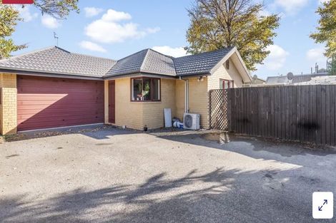 Photo of property in 68a Bowhill Road, New Brighton, Christchurch, 8083