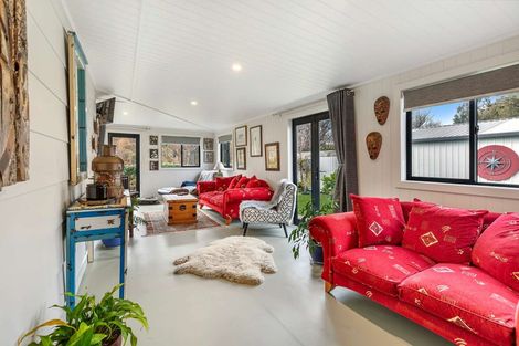 Photo of property in 100 Cole Street, Dannevirke, 4930