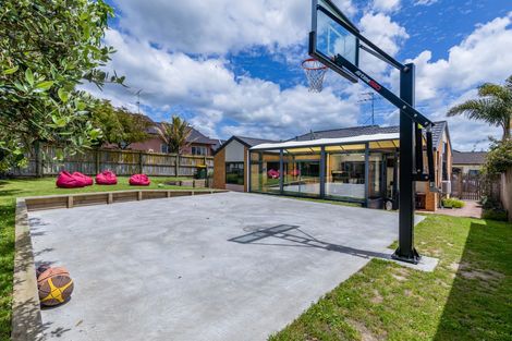 Photo of property in 22 Pyrite Street, Westgate, Auckland, 0614