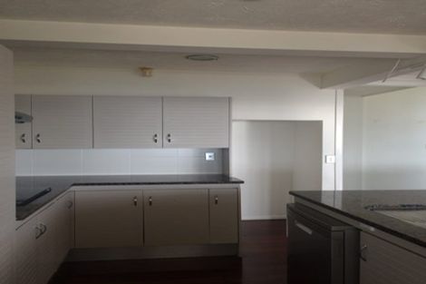 Photo of property in 23 Churchill Road, Murrays Bay, Auckland, 0630